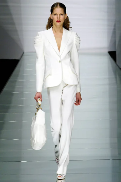 Look 14